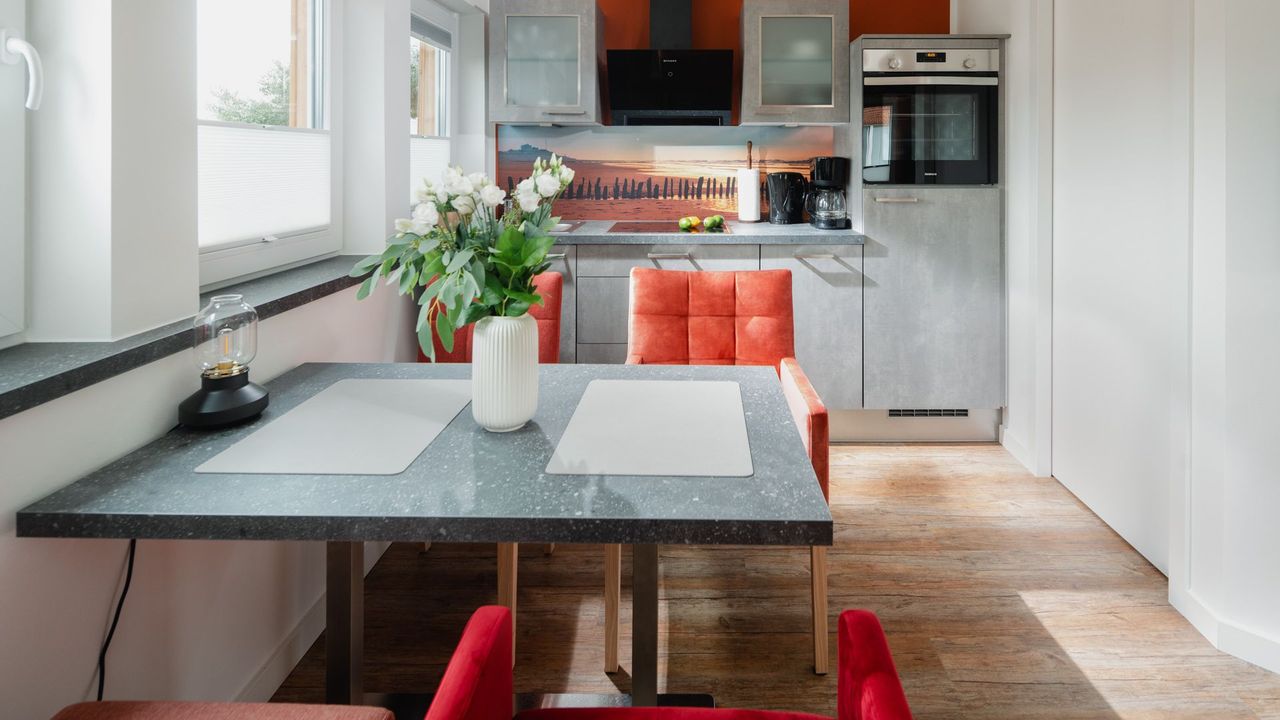 Küche / Küchenzeile Küche / Küchenzeile